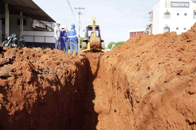 obras da rede de esgoto avancam para mais de 30 do total previsto