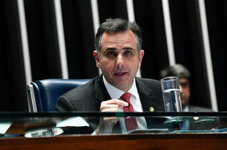 pacheco comemora reducao da taxa de juros do banco central