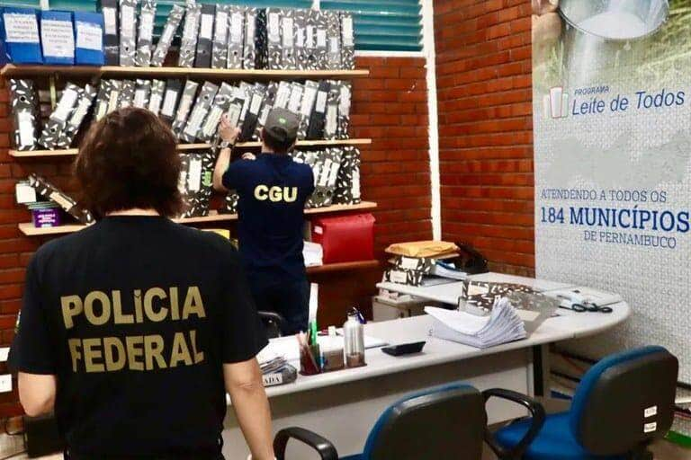 pf investiga desvios de recursos publicos