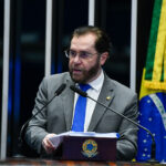 plinio valerio ressalta necessidade de defender amazonia da cobica internacional
