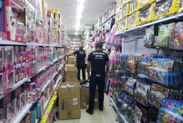 policia civil apreende milhares de brinquedos falsificados no centro de cuiaba capa 2023 08 30 2023 08 30 649395182