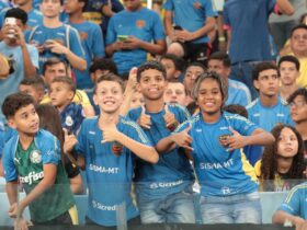 Crianças do projeto Social SISMA - MT no treino da Seleção Brasileira de Futebol na Arena Pantanal              Crédito - Jana Pessôa