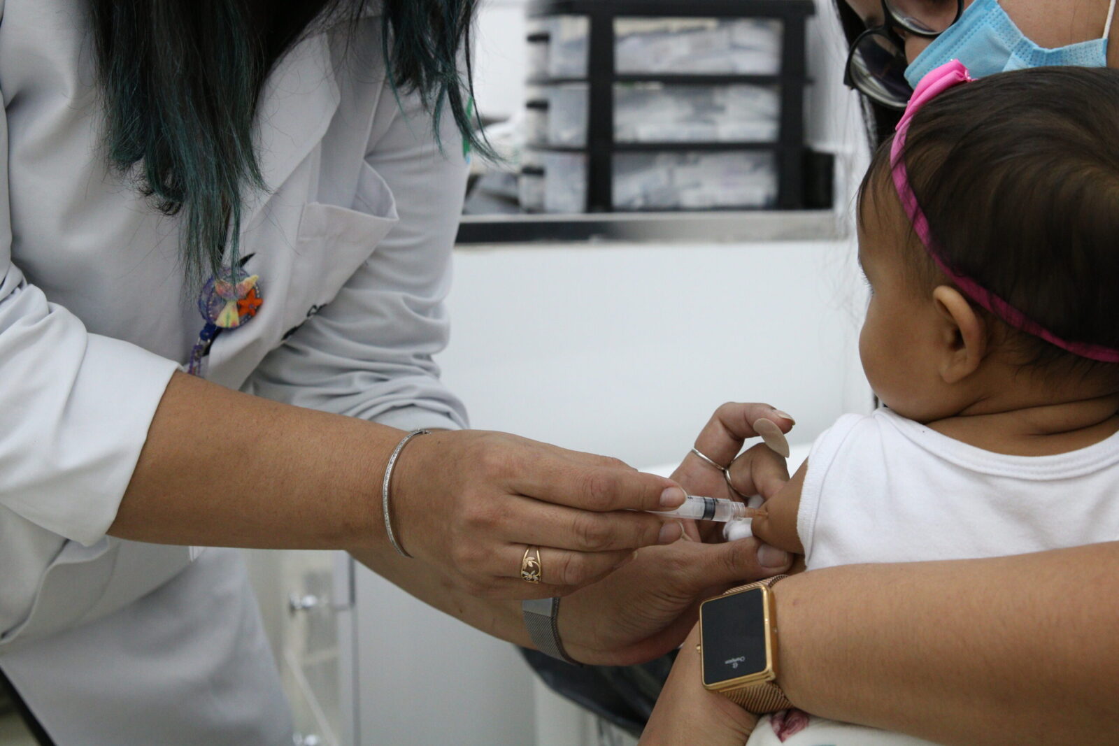 Bebês recebem as vacinas do calendário básico de vacinação do SUS na Unidade Básica de Saúde - UBS Brás. Por: Rovena Rosa/Agência Brasil