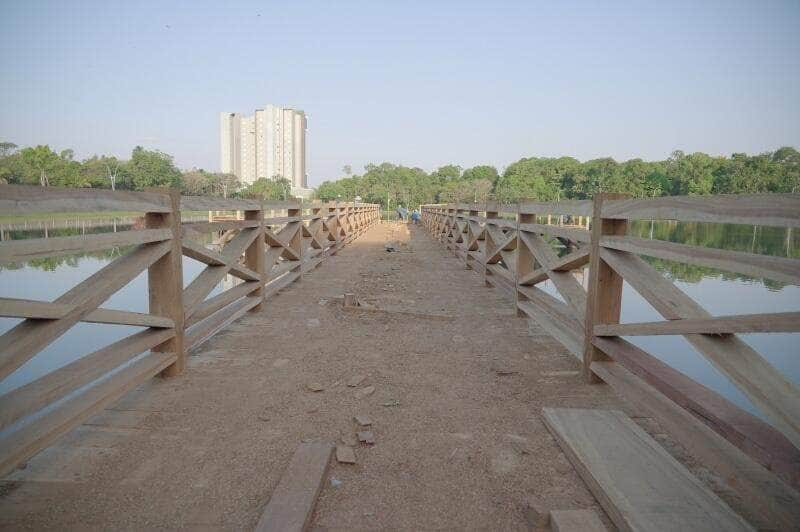 secretaria de obras avanca em revitalizacao do lago ernani jose machado