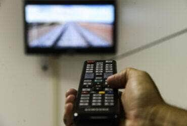 setor de telecomunicacoes enfrenta desafios 25 anos apos privatizacao scaled 1