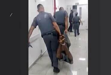 video de negro carregado amarrado remete a escravidao condena ouvidor