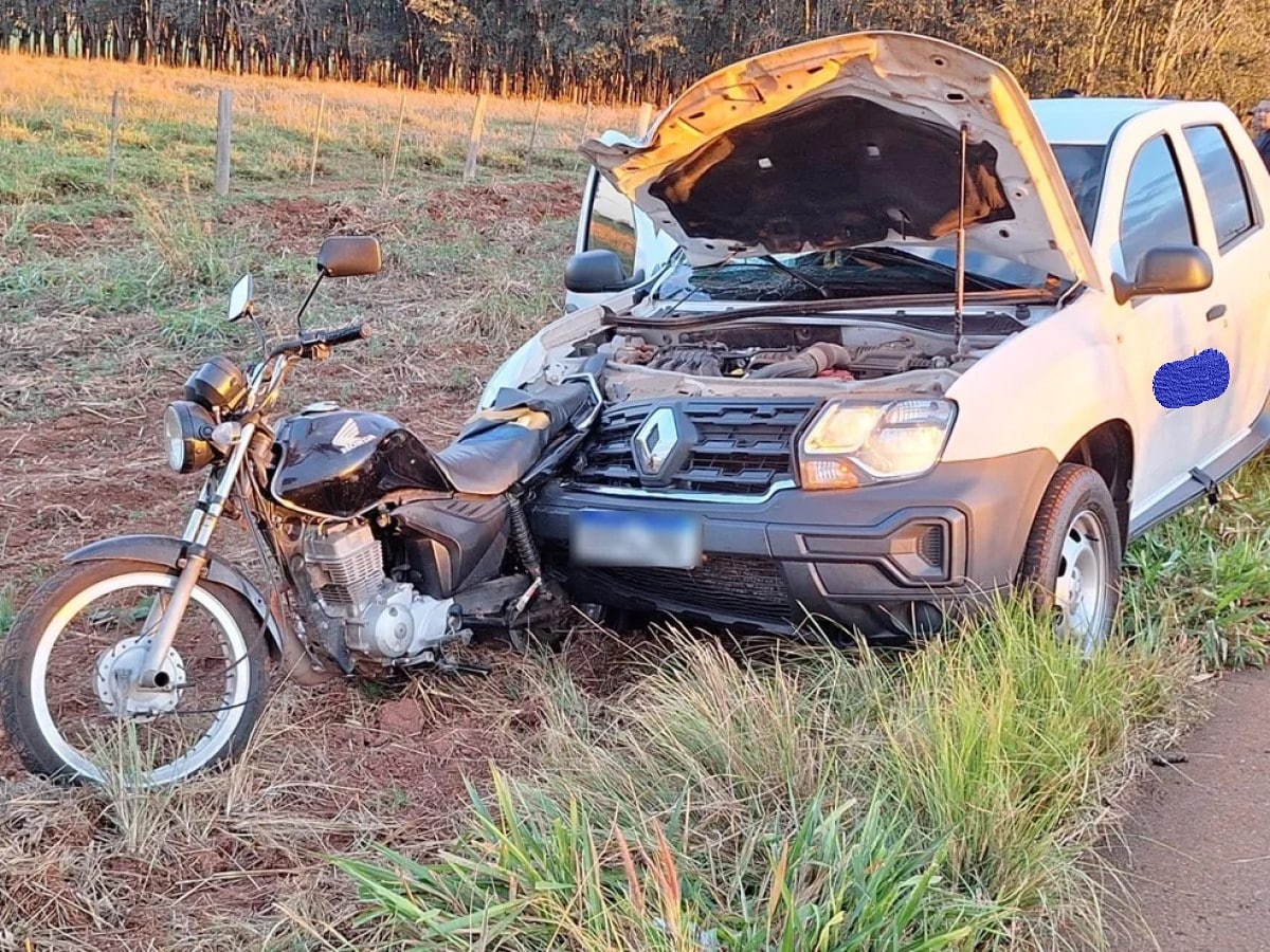 A PM realizou o teste de bafômetro, constatando o valor de 0,58mg/l, sendo assim configurando crime de trânsito para o motorista do Renault Oroch.