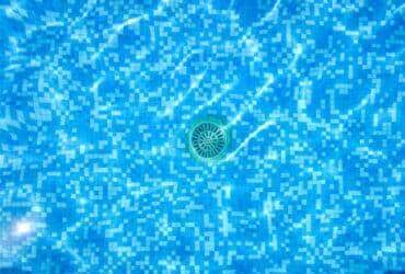 Bebê de 1 ano é salvo pelos pais após se afogar em piscina em Mato Grosso