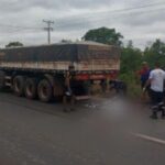 Ciclista colide com caminhão estacionado e morre em Mato Grosso