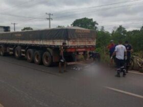 Ciclista colide com caminhão estacionado e morre em Mato Grosso