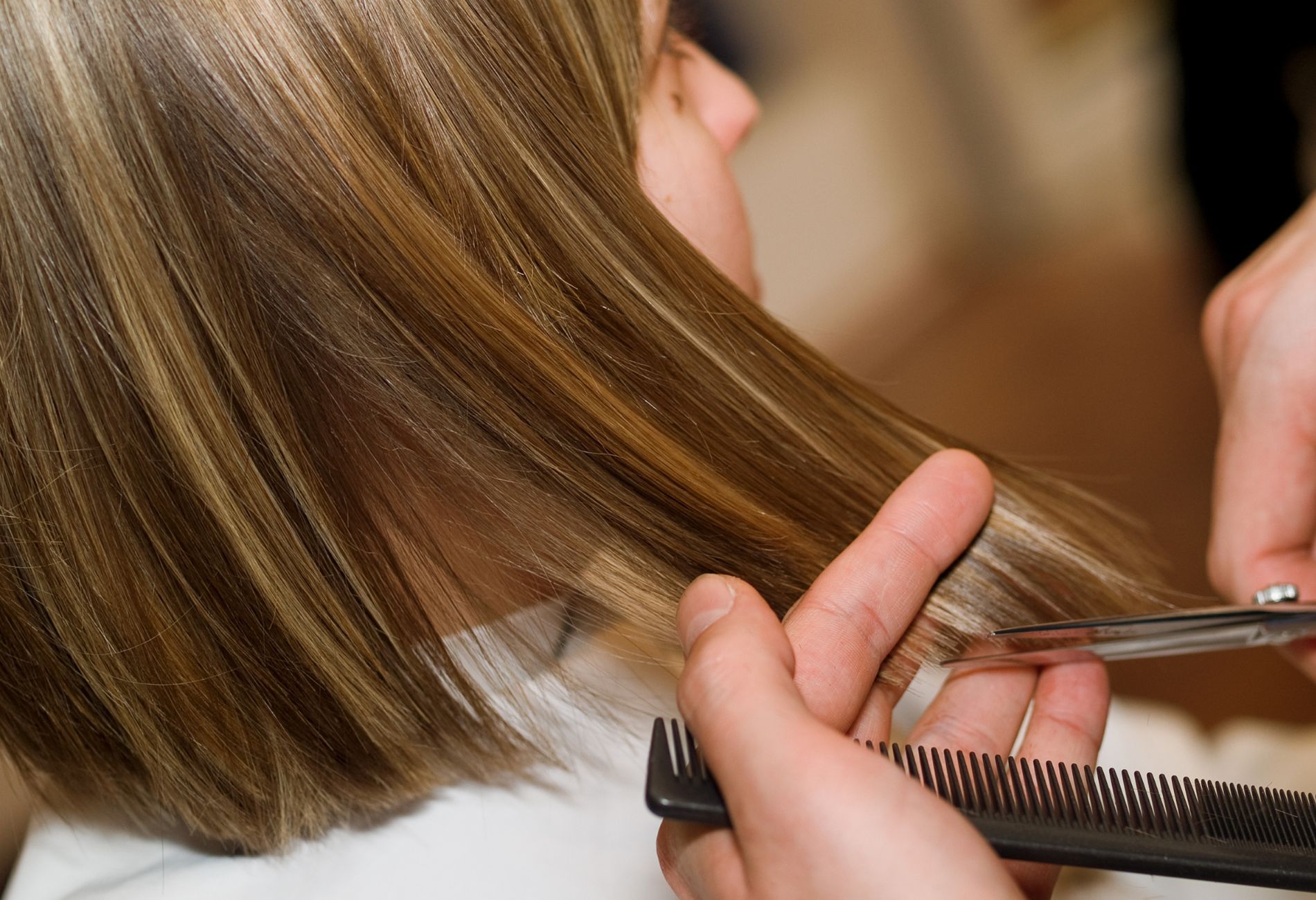 Melhores dias para cortar o cabelo ou depilar