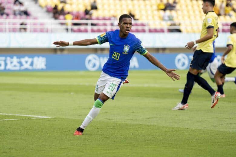 Estêvaõ marca duas vezes na vitória do Brasil por 3 a 1 sobre o Equador, que classificou país para as quartas de final do Mundial Sub 17 - em 20/11/2023 Por: Leto Ribas/CBF/Direitos Reservados