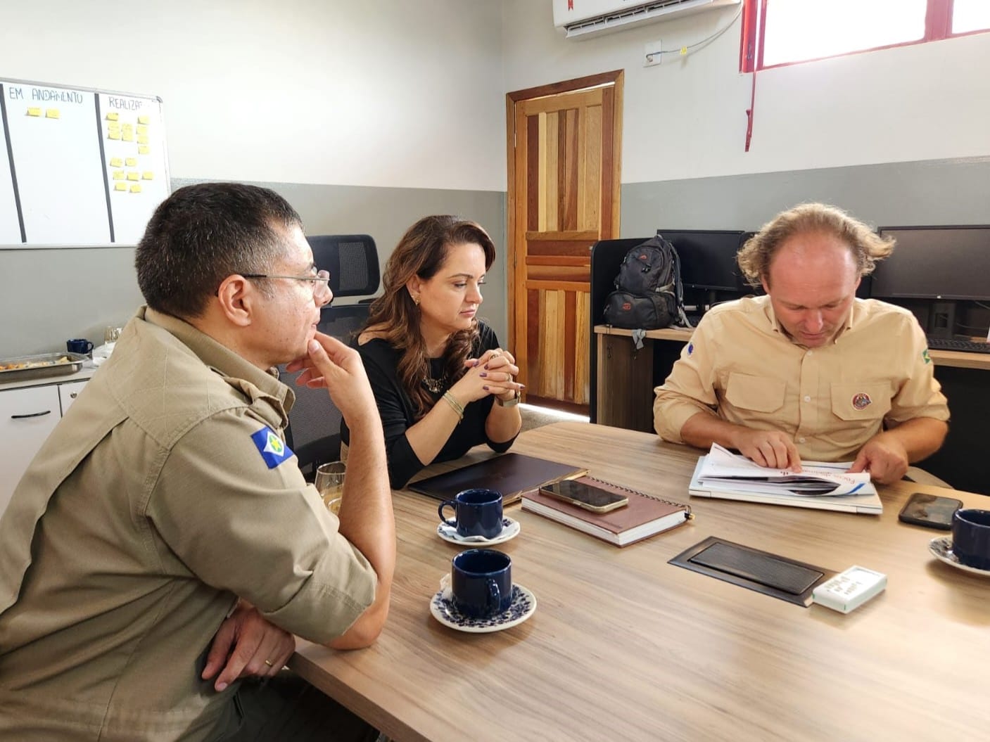 Reunião foi realizada na Sala de Situação Central, do Batalhão de Emergências Ambientais (BEA)              Crédito - Secom-MT