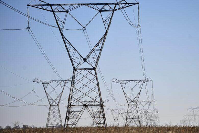 consumo de energia em dezembro de 2013 foi 4,5% Por: Marcelo Casal Jr/Agência Brasil
