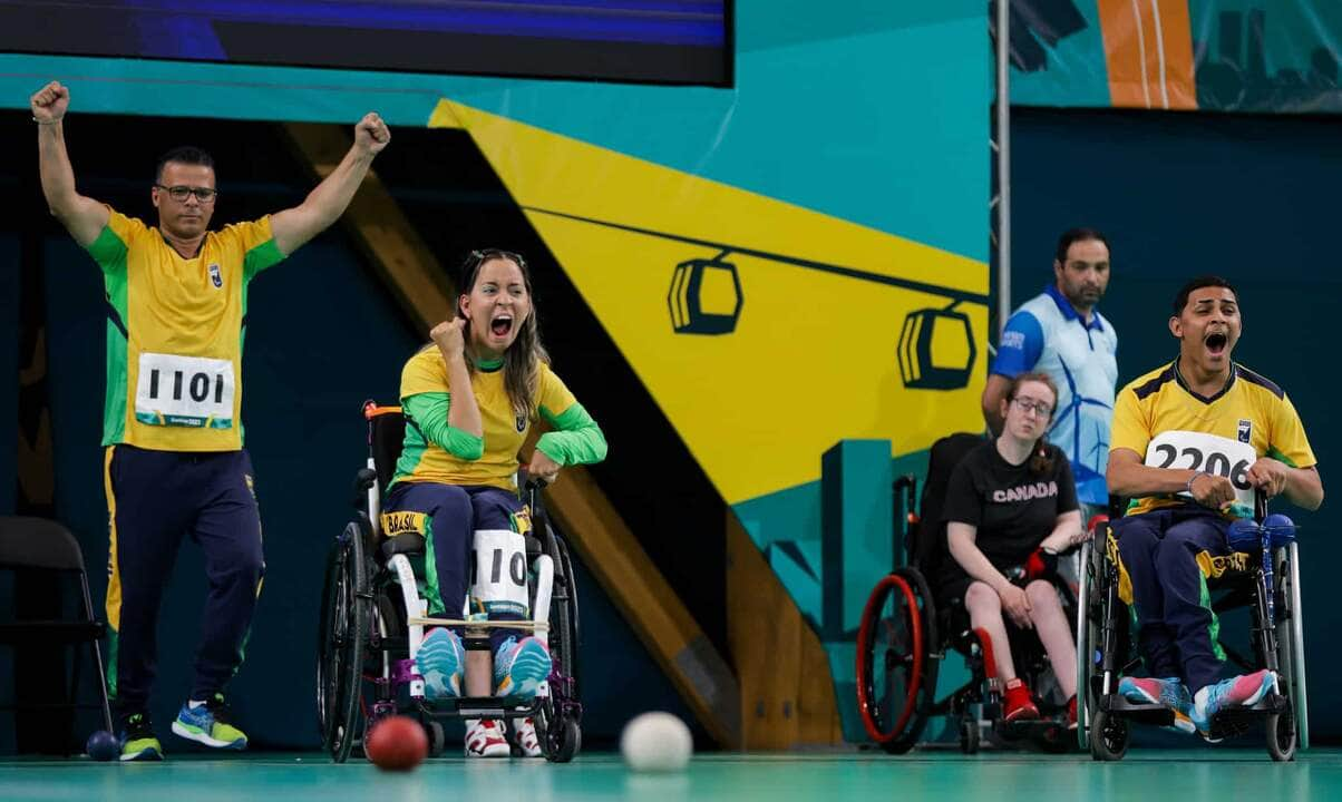 Canadá vence Estados Unidos e fatura primeira medalha no Mundial