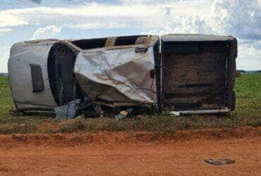 Capotamento deixa um morto e três feridos em Nova Mutum