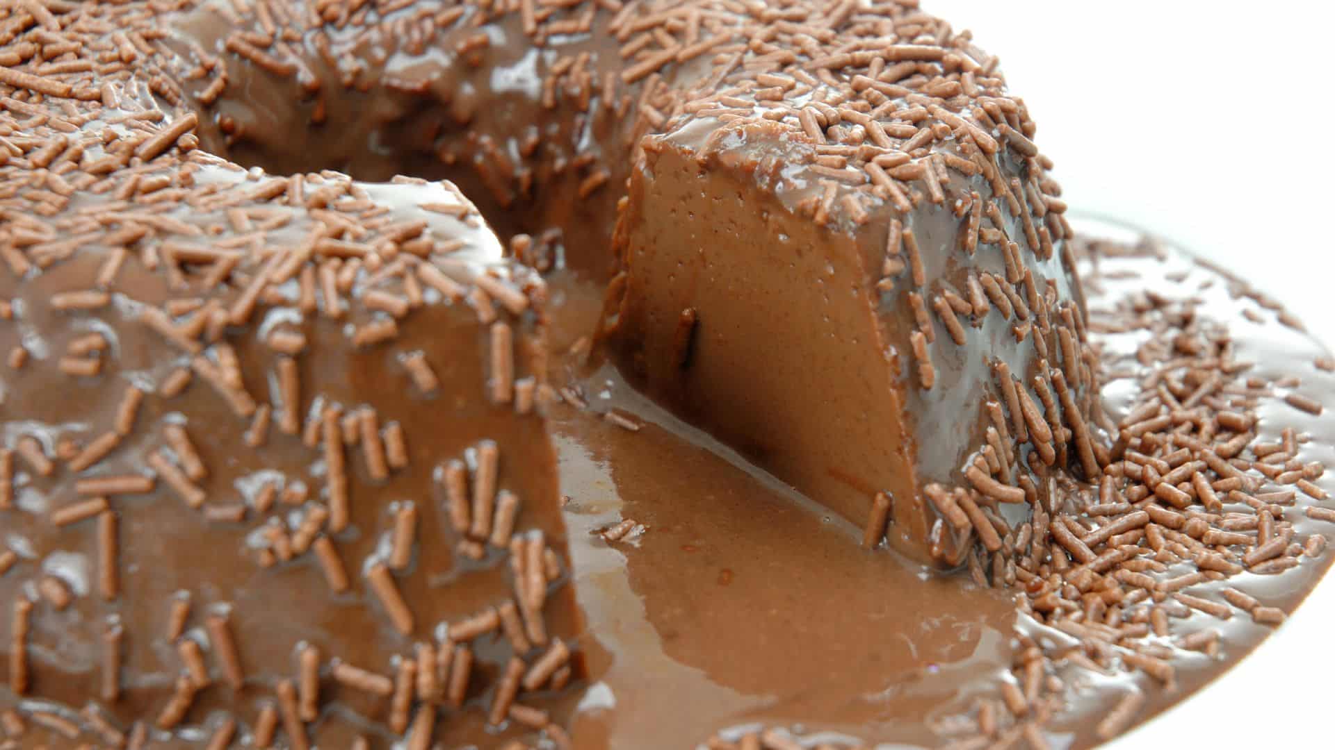 Brigadeirão de Natal: A sobremesa perfeita para sua ceia festiva 3 Brigadeirão de Natal