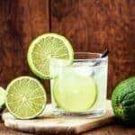 Caipirinha de limão