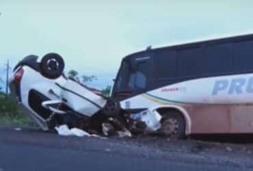 Homem morre em acidente entre carro e ônibus em rodovia de Mato Grosso