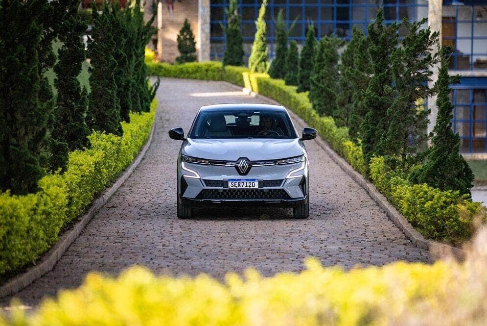 Renault mostra seu futuro eletrico com o Megane E Tech Divulgacao 11