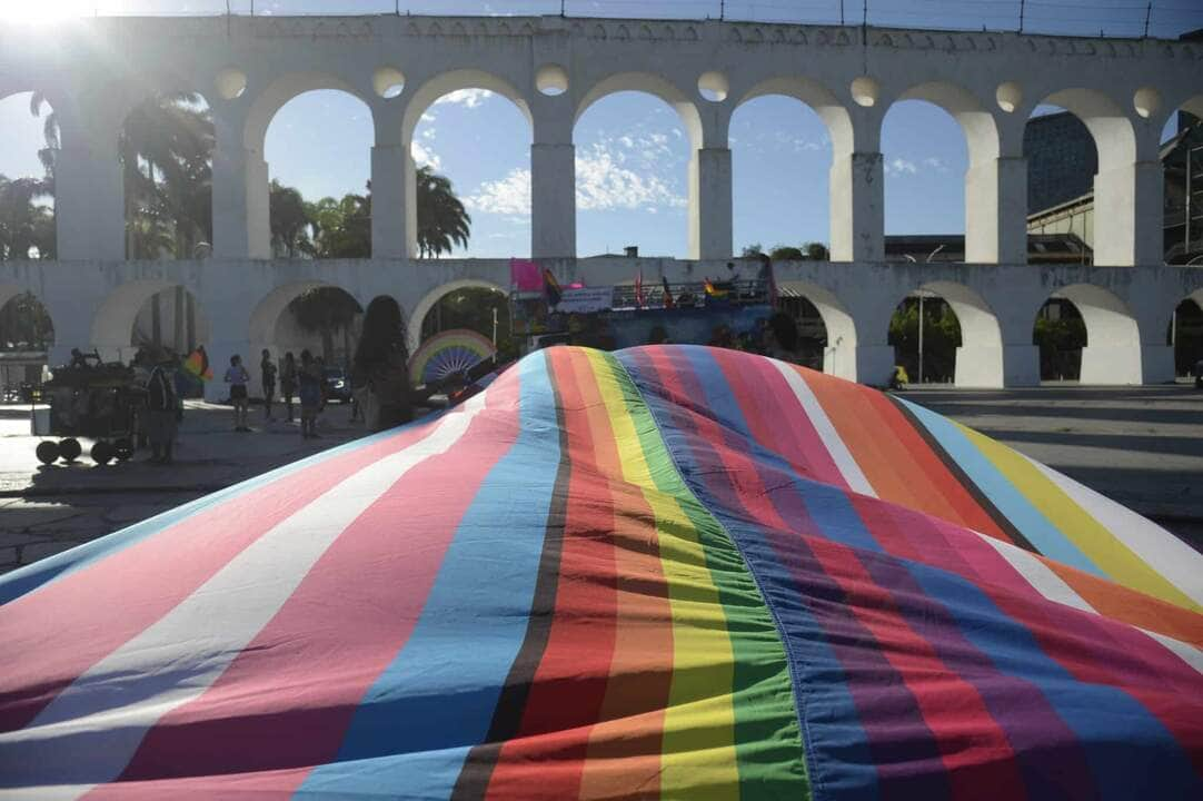 Rio de Janeiro (RJ) 17/12/2023 – Participantes da 2ª Edição da Parada LGBTQIA+ da Lapa, que acontece pela visibilidade e direitos das pessoas trans. Foto: Fernando Frazão/Agência Brasil