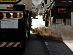 caminhões, poluição, Gases poluentes , trânsito Por: Arquivo/Marcelo Camargo/Agência Brasil