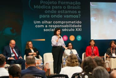 Brasília, DF 11/12/2023 A ministra da Saúde, Nísia Trindade, participa do Projeto Formação Médica para o Brasil Foto: Fabio Rodrigues-Pozzebom/ Agência Brasil