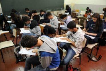 Estudantes brasilienses concluem simulado do Enem Colégio Setor Oeste, Asa Sul, Brasília, DF, Brasil 7/7/2016 Foto: Gabriel Jabur/Agência Brasília.   Estudantes das redes pública e privada de Brasília participaram, nesta quinta-feira, do Por: 07. 07. 2016/Gabriel Jabur/Agência Brasília