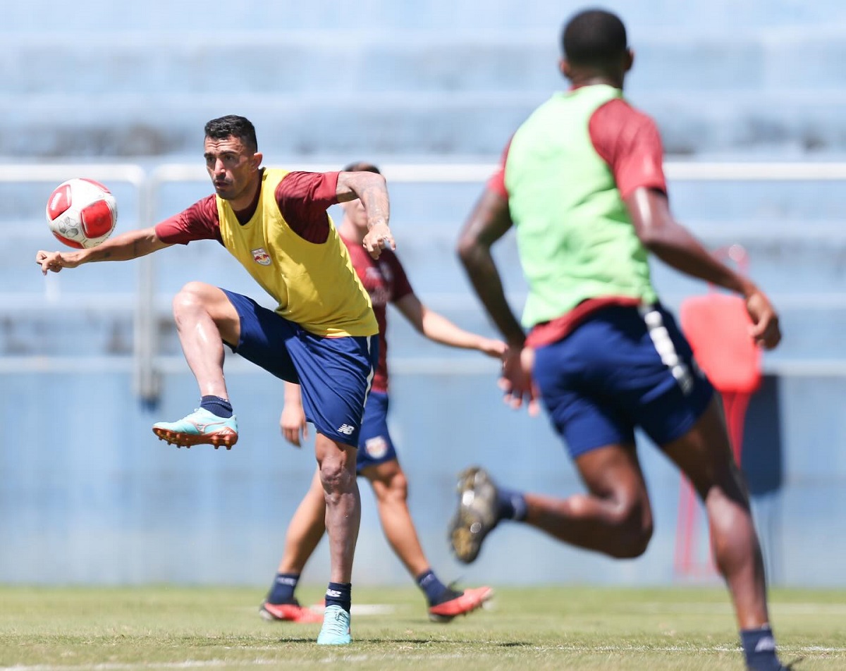 Bragantino x Palmeiras duelam nesta quarta (31) pelo Paulistão; onde assistir ao vivo. Foto: Ari Ferreira/RBB