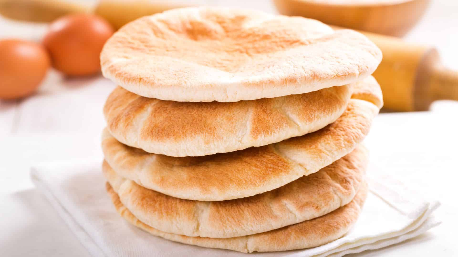 Como fazer pão sírio