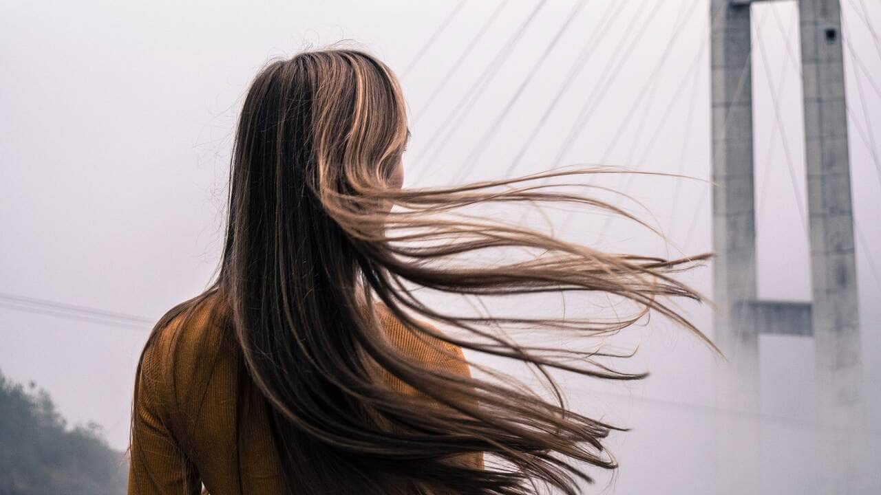 Happiness is... Healthy hair - Fotos do Canva