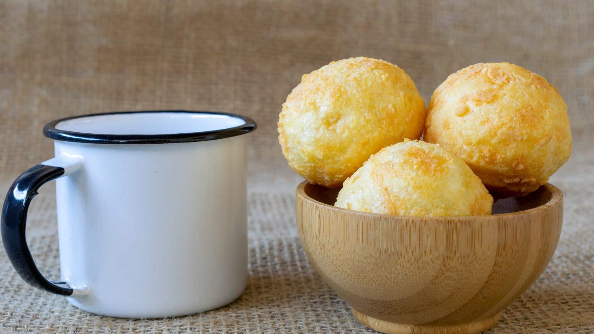 Pão de queijo na airfryer