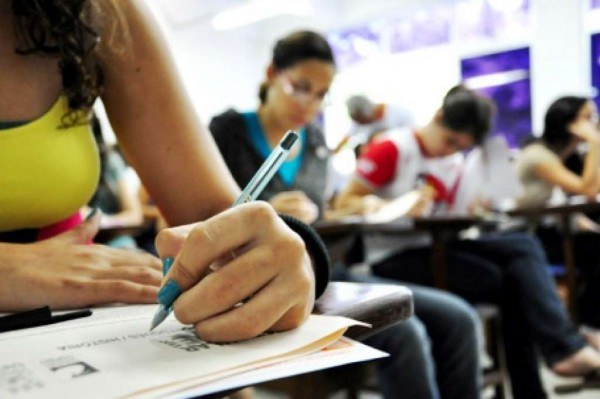 Enade: Inep seleciona docentes para elaborar o exame - Foto: Arquivo/Agência Brasil