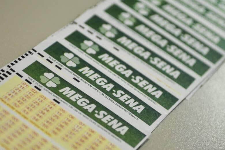 Bilhetes de aposta da mega-sena Por: Marcello Casal JrAgência Brasil
