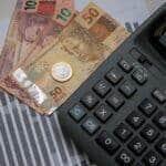 Economia, Moeda, Real,Dinheiro, Calculadora Por: Marcello Casal JrAgência Brasil