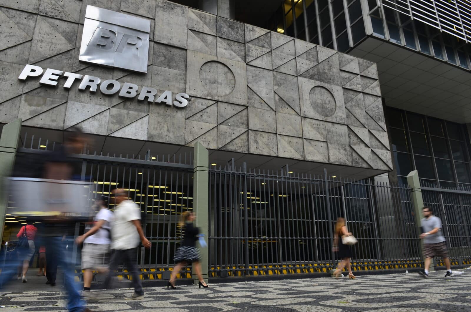 Edifício sede da Petrobras na Avenida Chile, centro da cidade. Por: Arquivo/Agência Brasil
