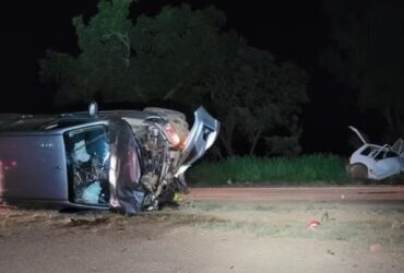 Colisão entre carro e caminhonete deixa três mortos em rodovia de Mato Grosso