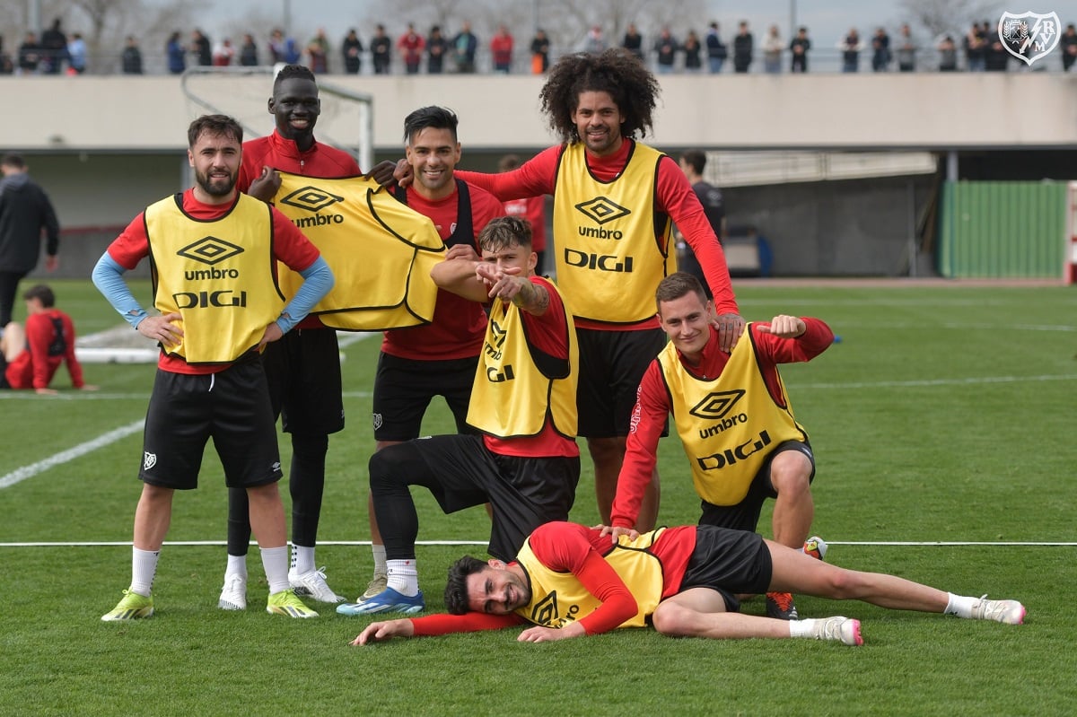 Girona x Rayo Vallecano ao vivo; onde assistir, horário e escalações do jogo desta segunda (26) pelo Espanhol. Foto: Divulgação