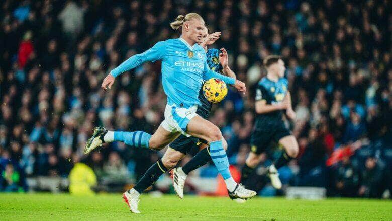 Manchester City x Manchester United ao vivo; onde assistir, horário e escalações do jogo deste domingo (3) pela Premier League). Foto: Divulgação Manchester City FC