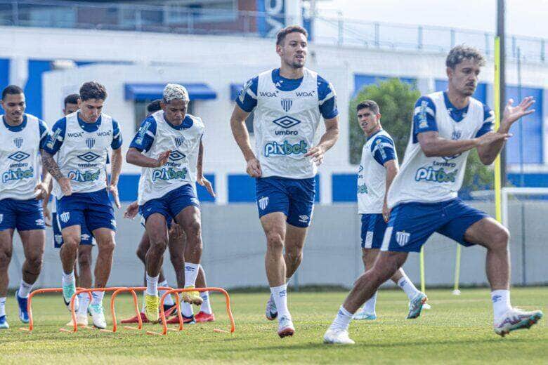 Avaí x Brusque ao vivo; onde assistir, horário e escalações do jogo deste sábado (23) pelo Catarinense. Foto: Leandro Boeira/Avaí
