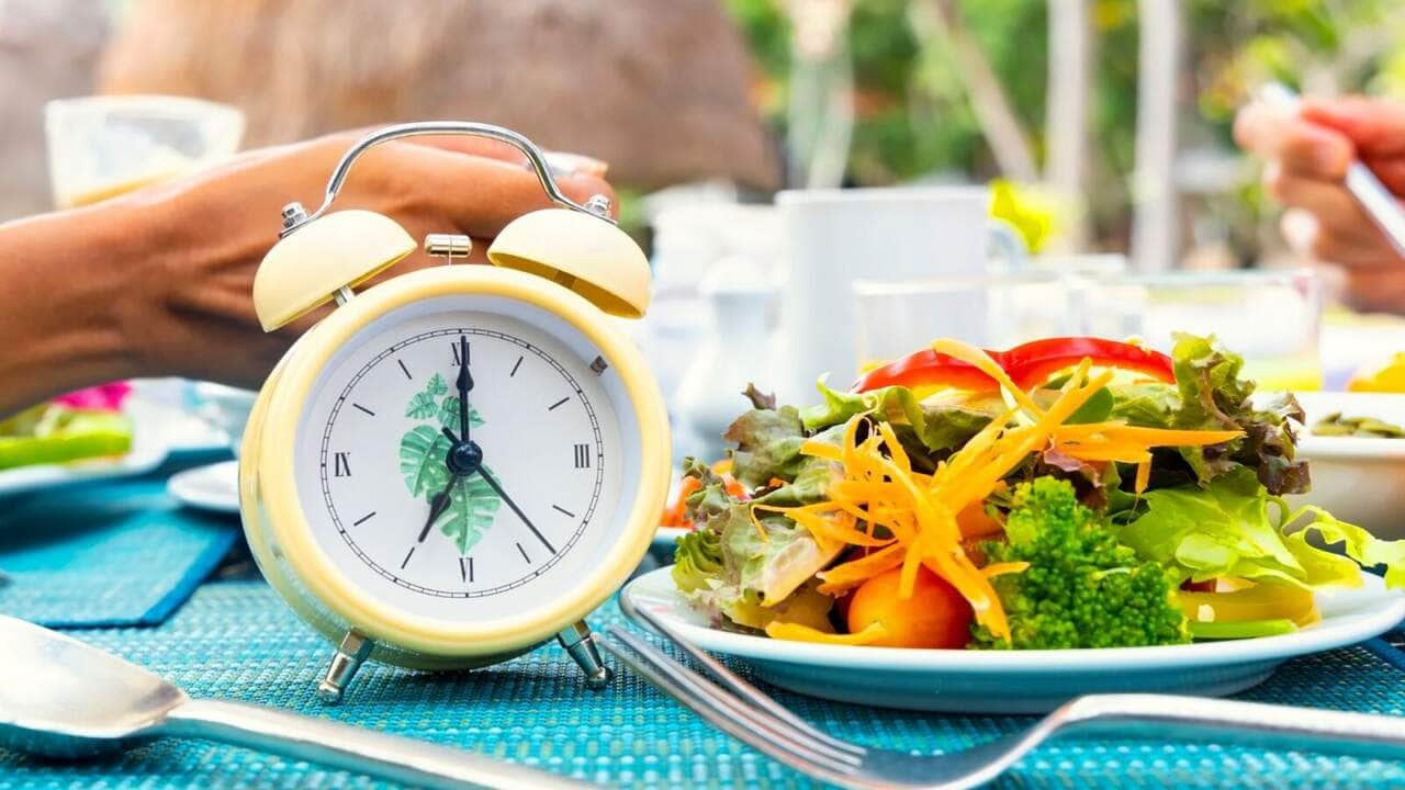 Como fazer jejum intermitente