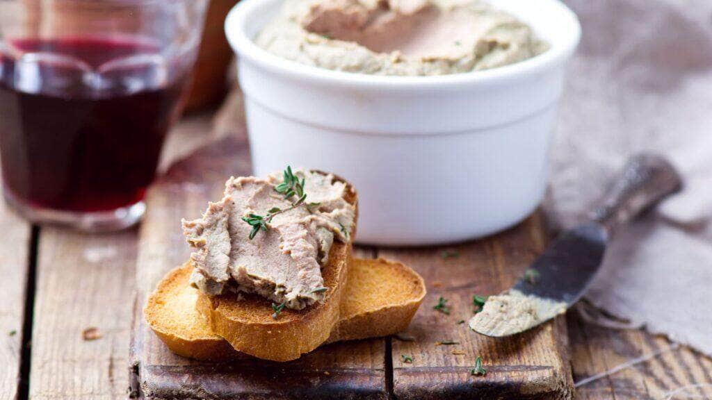 Como fazer pasta de frango para sanduíches CenárioMT