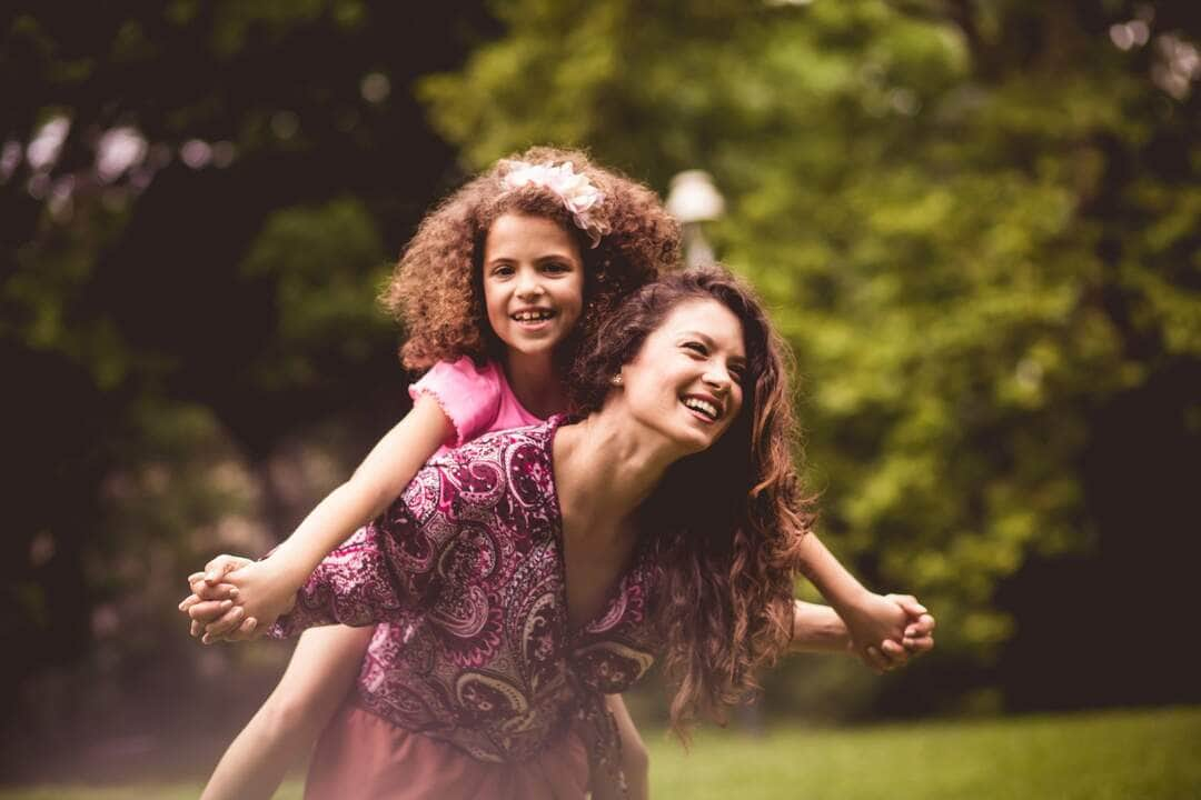 Um dia poderoso- - Mãe e filha realizadas - Foto Canva