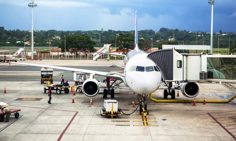 Aeroportos brasileiros receberão R$ 20 bilhões em investimentos nos próximos anos - Foto: Agência Brasil