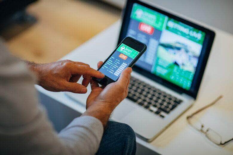 Como Recuperar Dinheiro Perdido em Apostas Online - Foto por Canva