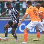 Botafogo perde para Nova Iguaçu, no Bezerrão, no Gama (DF), pela Campeonato Carioca. Por: Vitor Silva/Botafogo