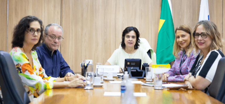 Dirigentes do Ministério da Saúde, Butantan e Fiocruz debatem produção de vacinas contra dengue - Foto: Walterson Rosa