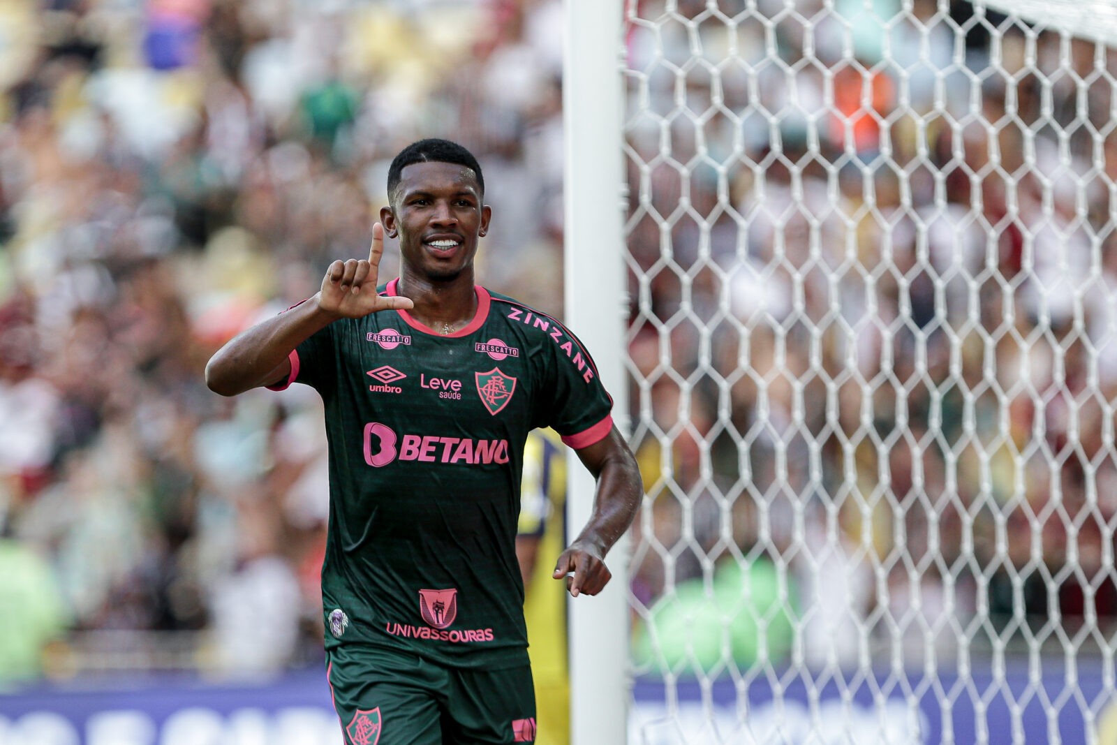 Fluminense, Madureira, lelê, carioca Por: Lucas Merçon /Fluminense F. C. /Direitos Reservados