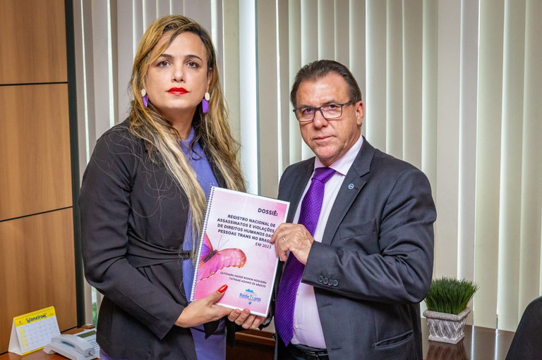 Ministério do Trabalho e Emprego recebe representantes da Rede Nacional de Pessoas Trans do Brasil -