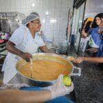 Tânia Martes da Silva trabalha há 12 anos na EE Pascoal Moreira Cabral - Foto por: Michel Alvim - SECOM / MT